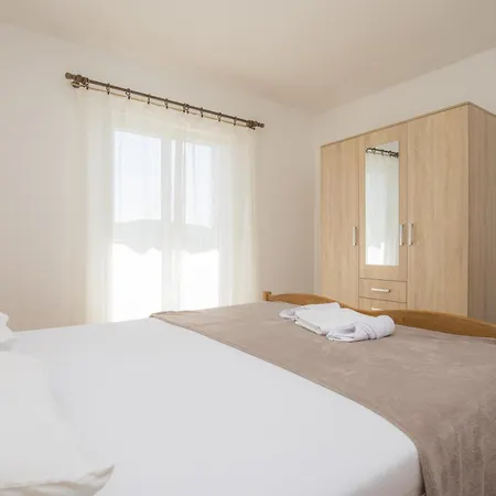 Jurin Guest house 4*