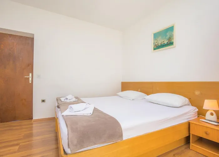 Jurin Pensión Primošten